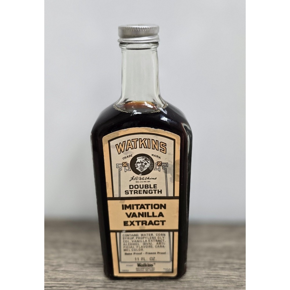Vintage 1960s Watkins Imitation Vanilla Extract 11 oz Glass Bottle‎ New Sealed